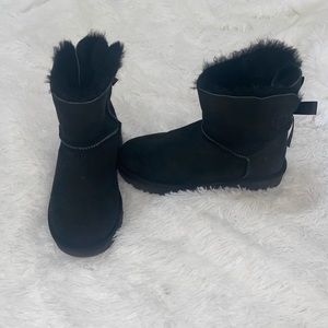 UGG Mini Bailey Bow II Black Size 7